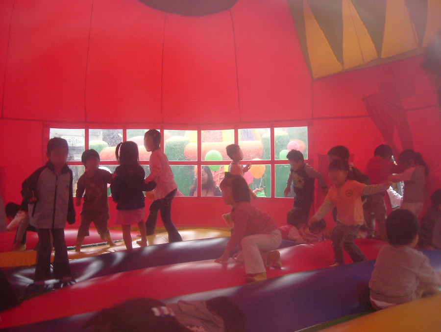 ふわふわ・エアートランポリン｜レンタル｜現場施工例