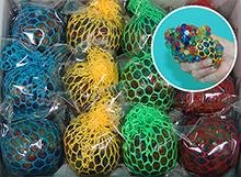 にぎってつぶつぶボール